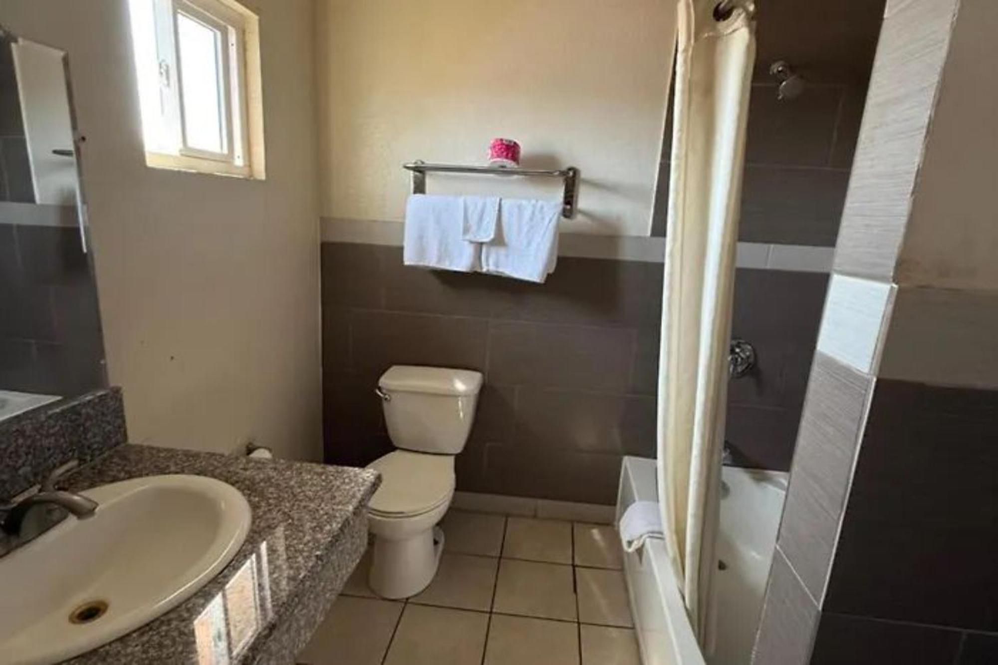 Robinhood Motel Anaheim West Luaran gambar